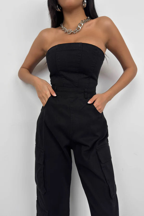 Trägerloser Denim Jumpsuit mit Cargo Taschen